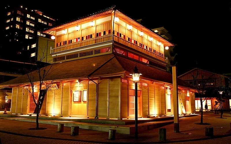 img_yamashirospa1.jpg